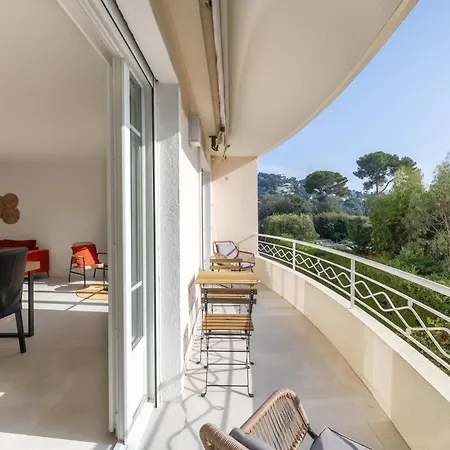 Le Grand Bois Elegant Et Chaleureux Avec Balcon, Au Calme Et A Deux Pas Du Centre-ville * Κάννες