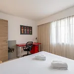 Apartman Le Grand Bois Elegant Et Chaleureux Avec Balcon, Au Calme Et A Deux Pas Du Centre-ville *